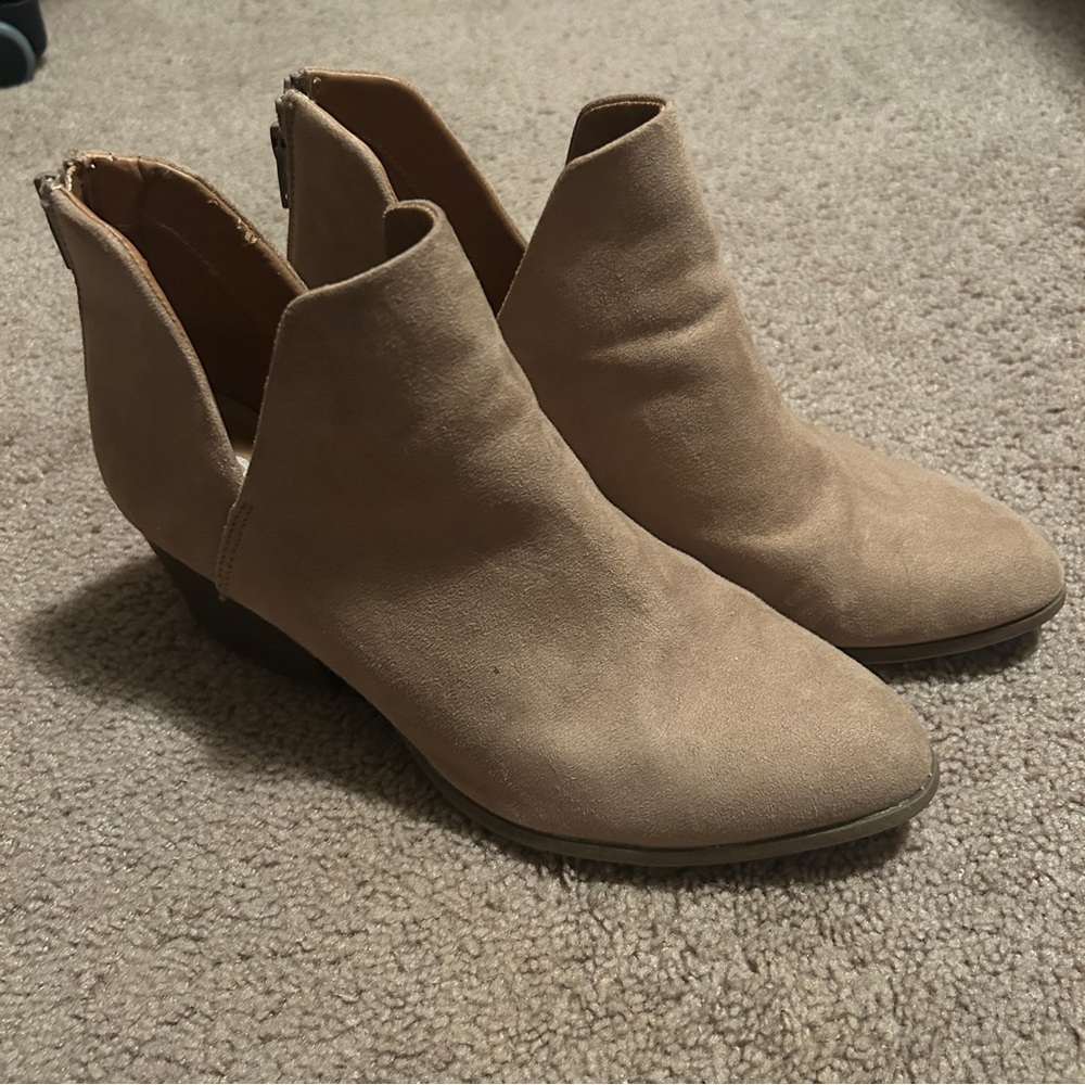 SO Tan Suede Ankle Boots